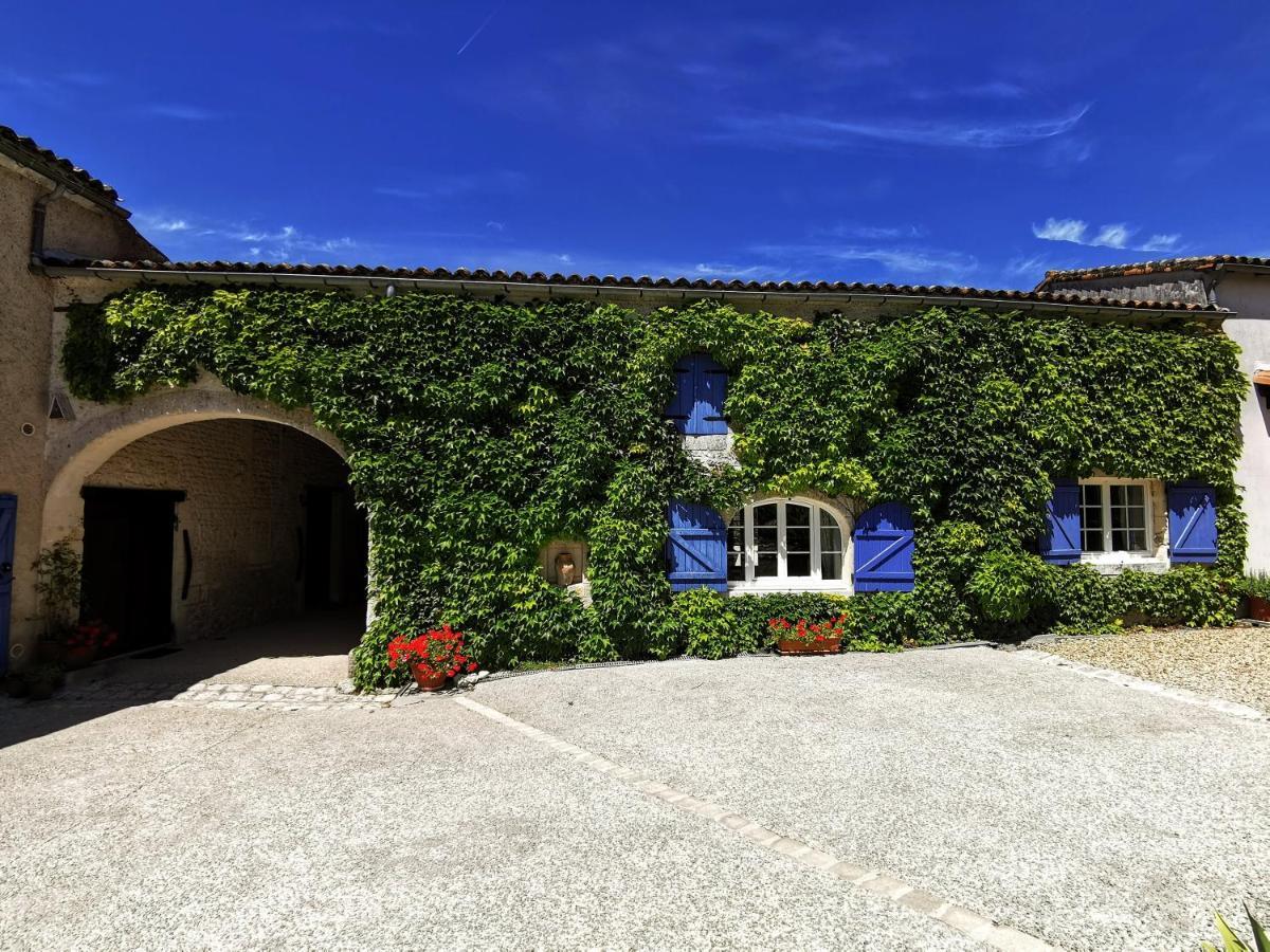 L'Ancienne Distillerie Segonzac  Εξωτερικό φωτογραφία