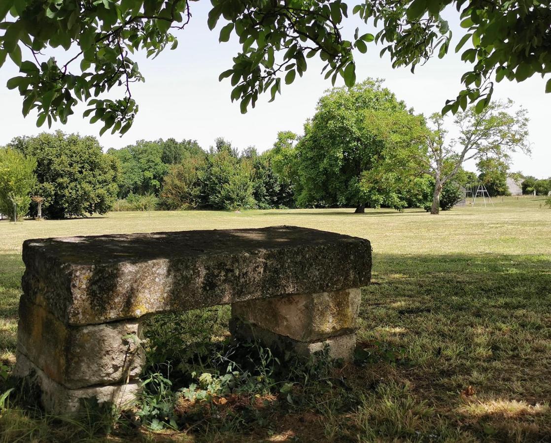 L'Ancienne Distillerie Segonzac  Εξωτερικό φωτογραφία